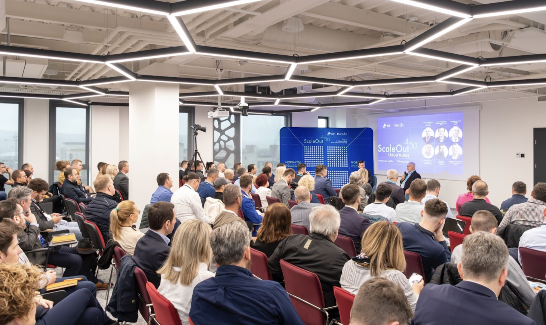 10 companii din centrul țării au fost selectate în programul ScaleOut 4×10